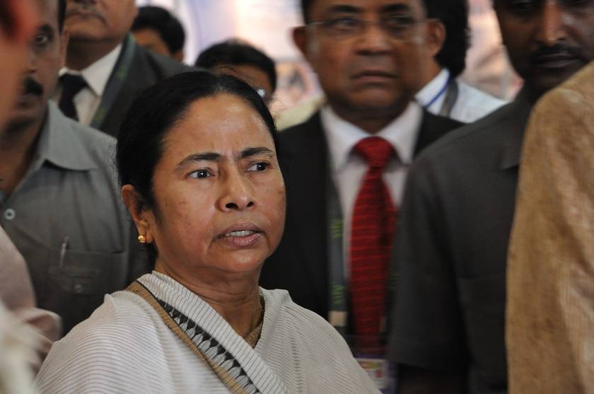 mamata banerjee car accident