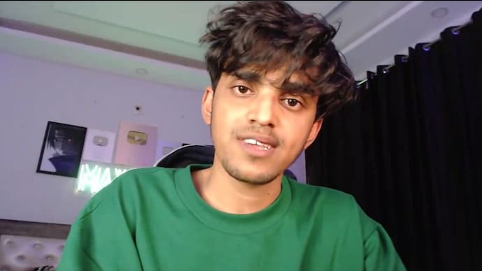 sagar thakur aka maxtern files fir against elvish yadav
